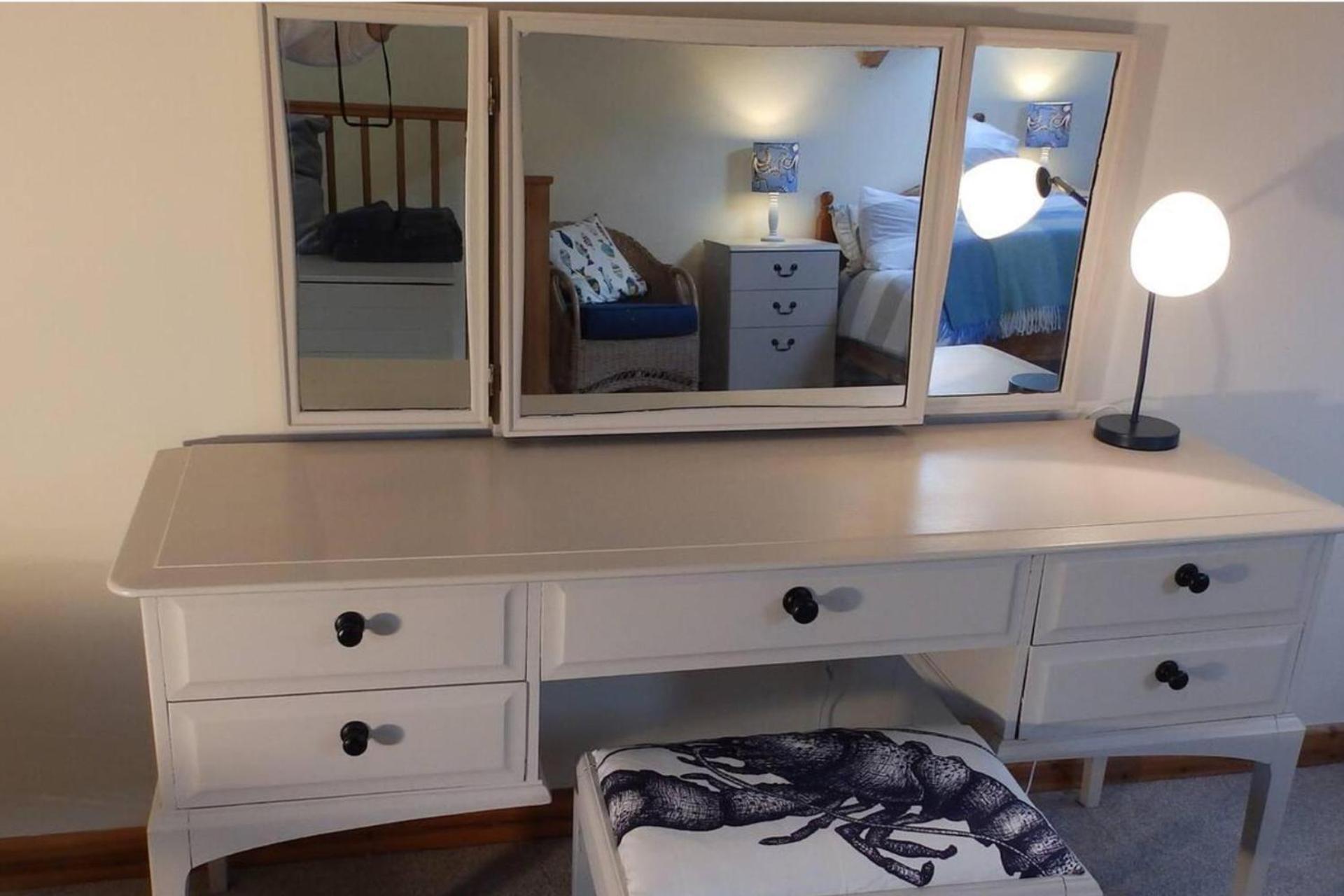 North Hill 1 Bed-Pet Friendly-Parking-Patio-Close To Coasts מראה חיצוני תמונה